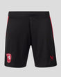 FC Twente 26/27 uitshort mannen zwarte korte broek met linkerclubbadge en rechts Castore logo
